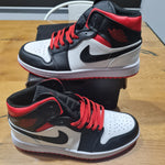 Jordan 1's High Tops Men's US 9