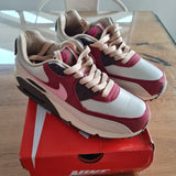 Air Max 90's Women's US 7